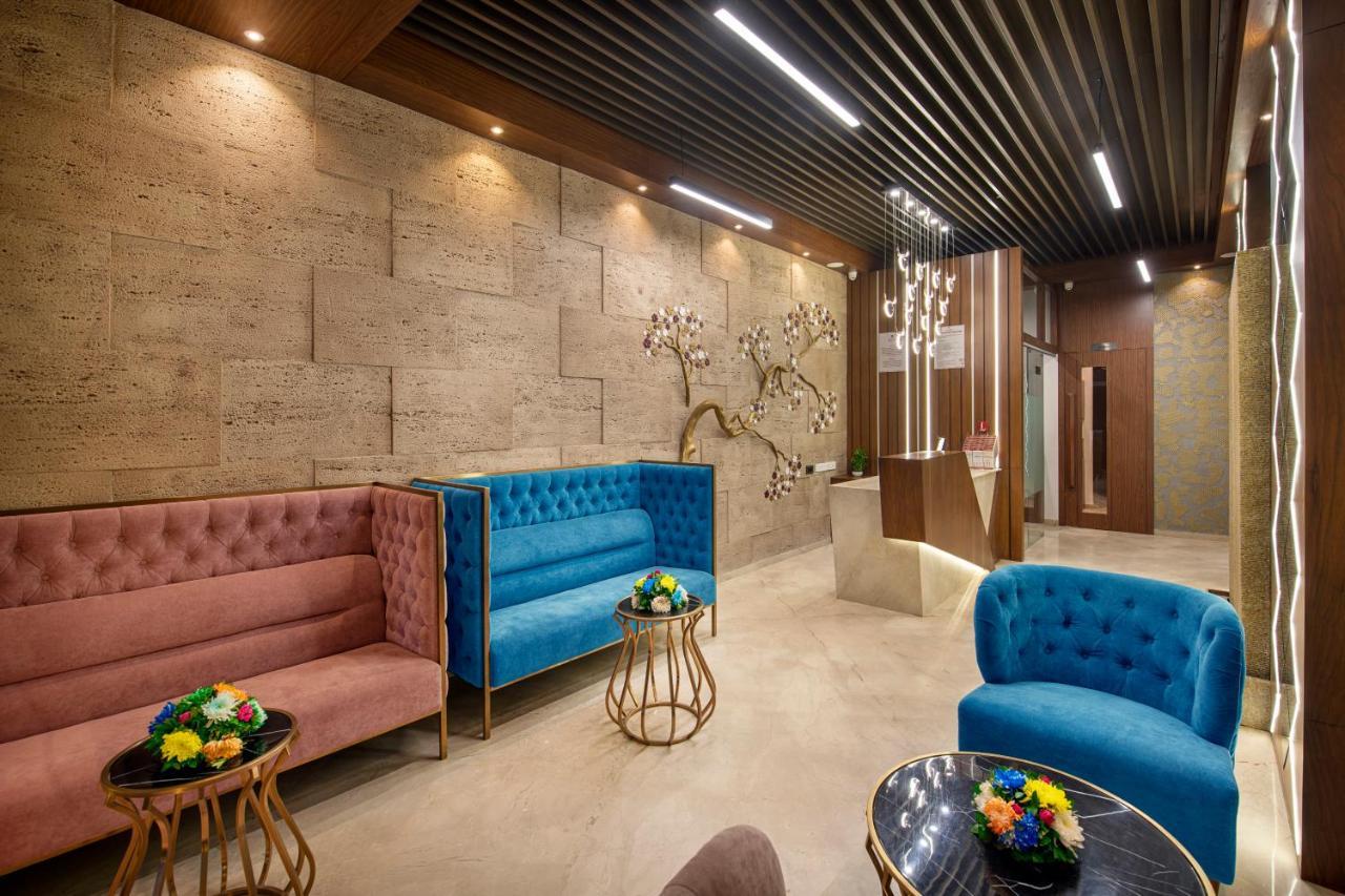 Sk Lords Inn Ahmedabad Exterior foto